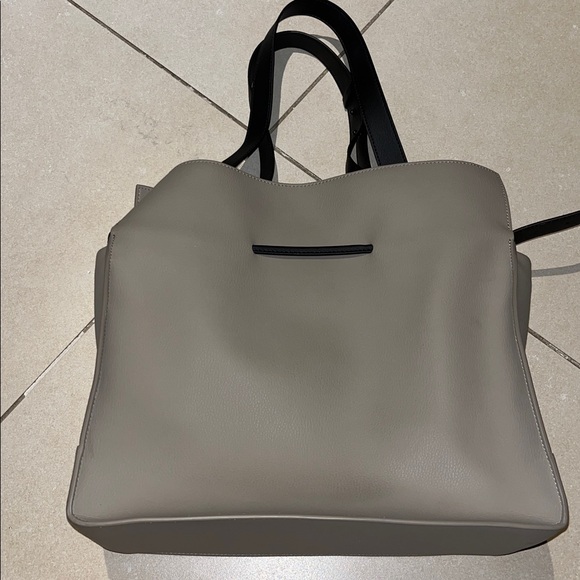 Von Holzhausen Made in Italy Elegant Beige Tote bagwith black strap & drawstring - Picture 8 of 16